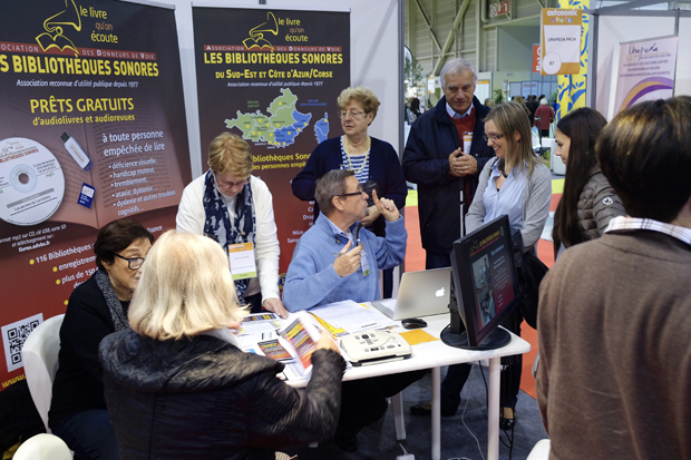 Vue du stand des Bibliothèques Sonores PACA au Salon Autonomic Méditerranée 2016 - Handicap - Grand âge - Maintien à domicile