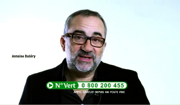 Antoine Duléry et le numéro vert 0 800 200 455